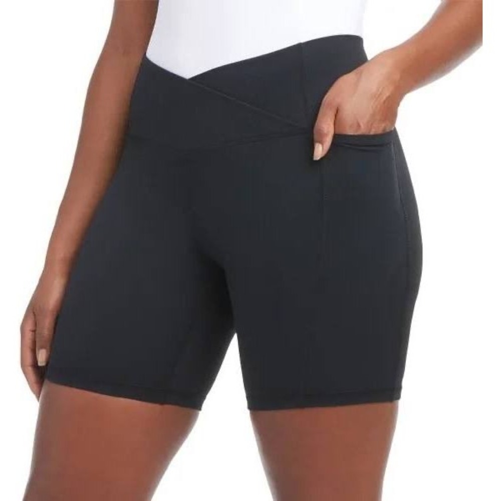 Danskin Bike Short -‎ large - Picture 5 of 5